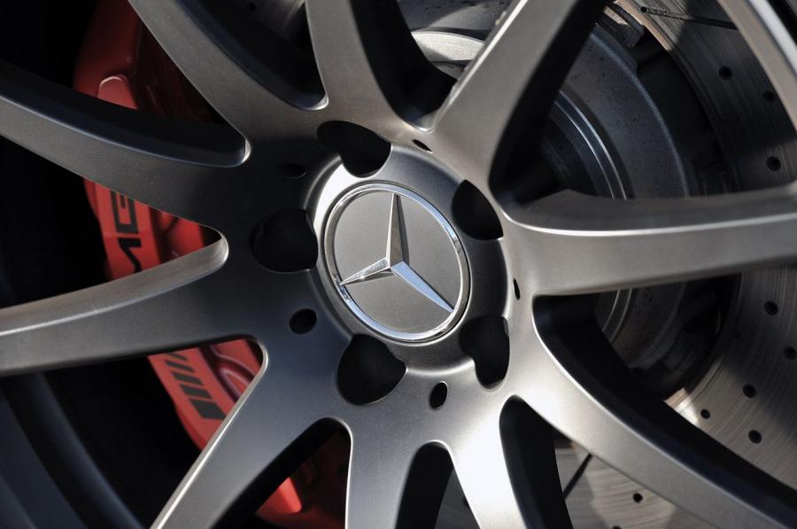  Mercedes-Benz SL65 AMG 2013 года  (фото 58 из 76)